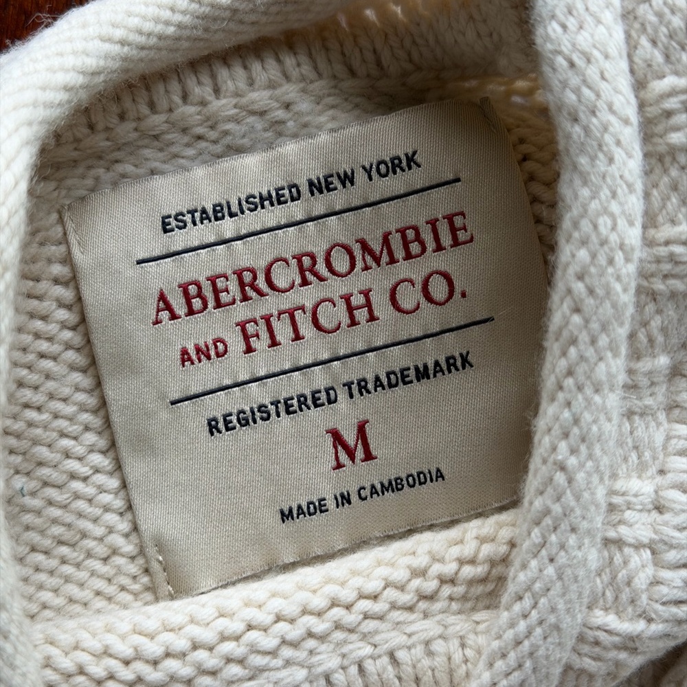 Abercrombie and Fitch Crew Roll neck sweater - Picture 4 of 4